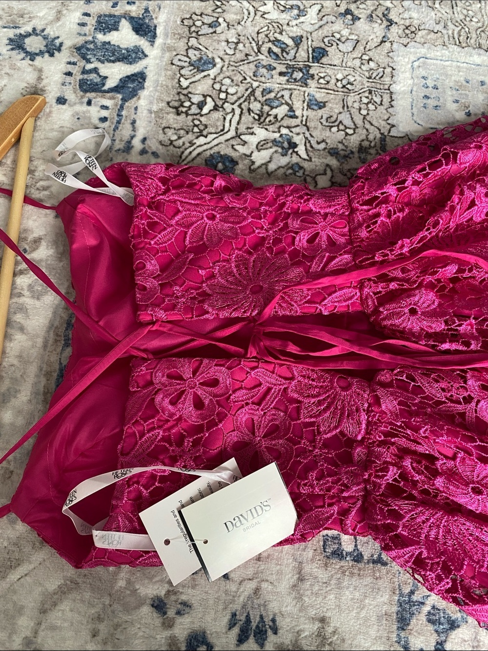 NWT David's Bridal Begoni Short Lace Dress - Picture 8 of 9